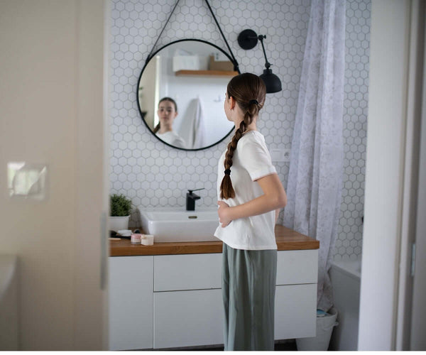 Empowering Teen Girls: How Positive Affirmations Can Transform Body Image and Mental Health